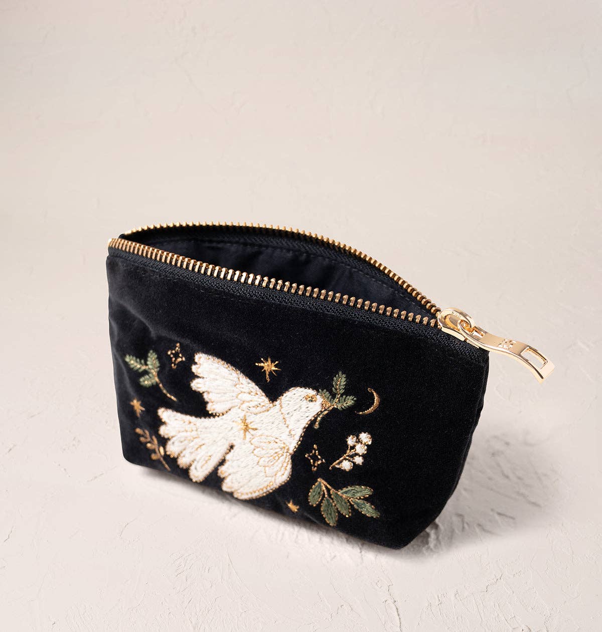 Elizabeth Scarlett Doves of Peace Coin Purse