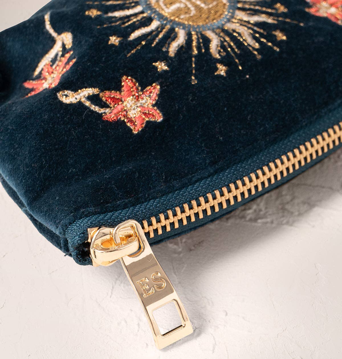 Elizabeth Scarlett Winter Goddess Coin Purse