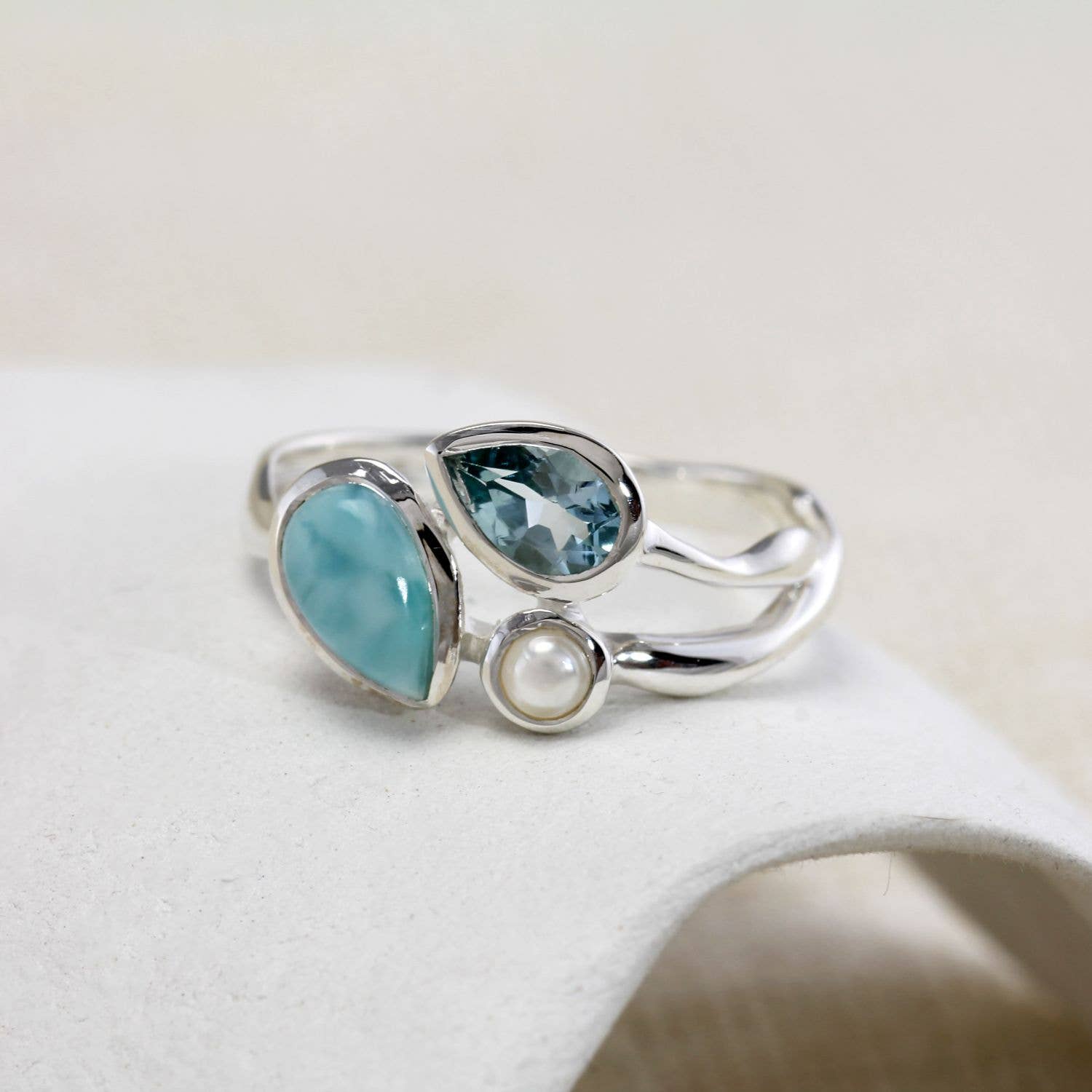Larimar, Blue Topaz and Freshwater Pearl Trio Ring: Sterling silver / R