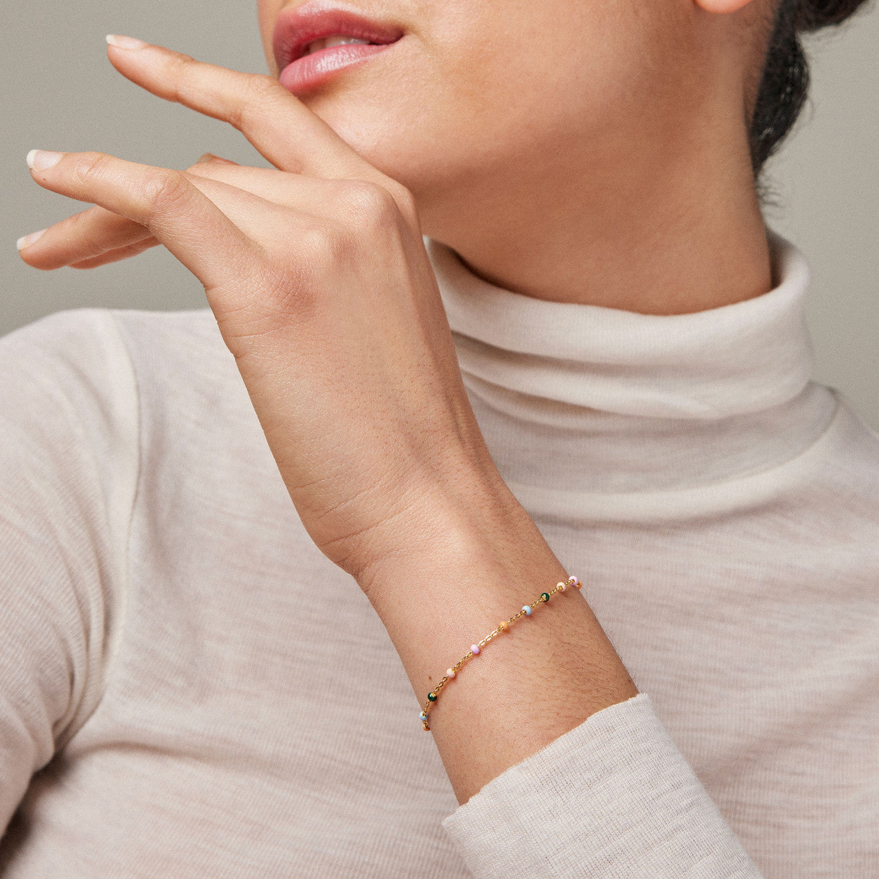 enamel_copenhagen_gold_plated_sterling_silver_enamel_balls_bracelet_delicate_colourful_jewellery
