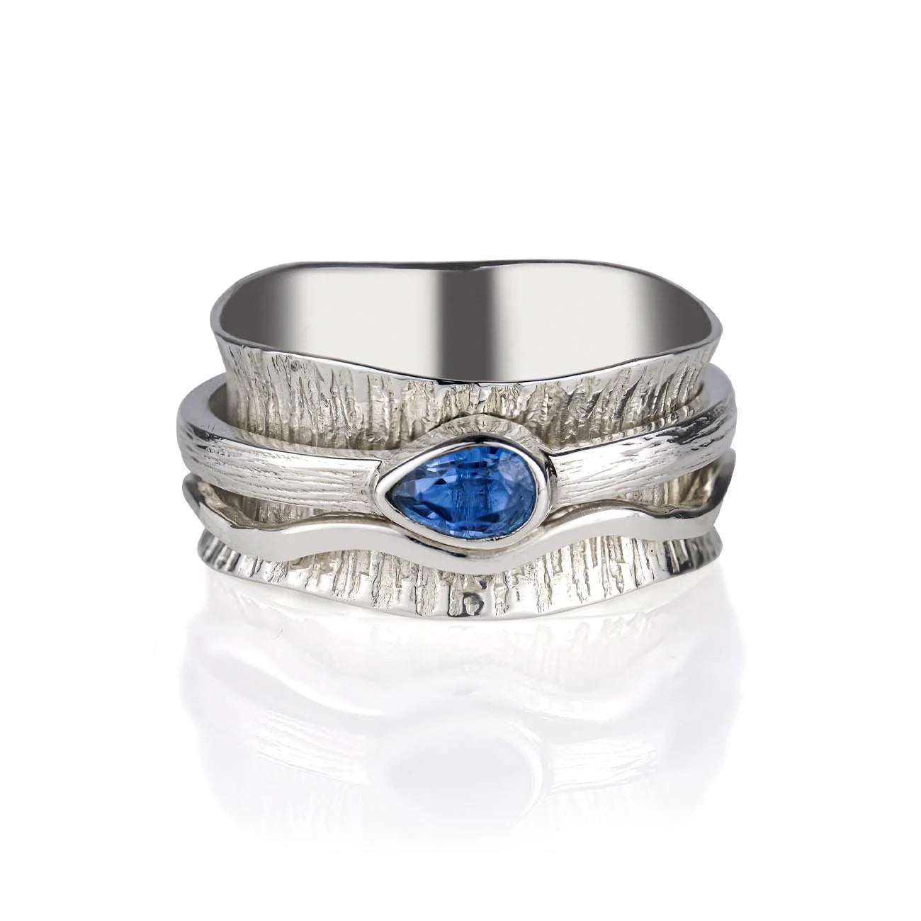 Nature Ocean Spinning Ring - Kyanite