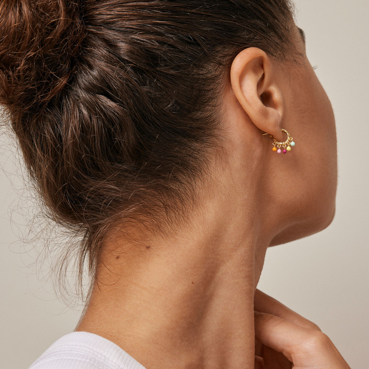 enamel_copenhagen_hoop_earrings_enamel_details_gold_plated_sterling_silver