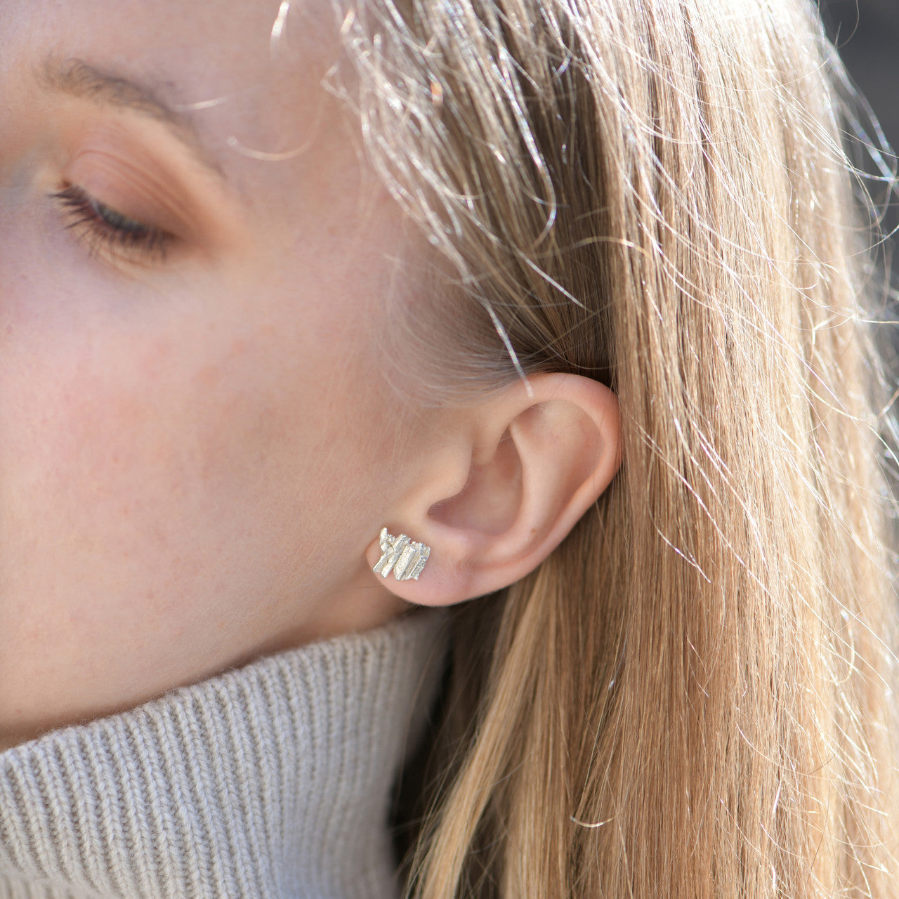 Jade_Mellor_handmade_jewellery_earrings_studs_sterling_silver_basalt_textured_organic