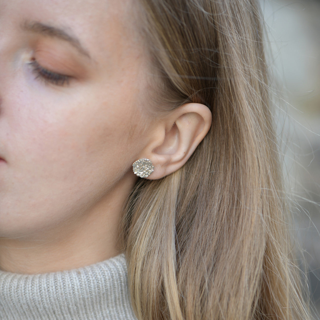 Jade_Mellor_handmade_jewellery_studs_earrings_caddis_disc_bronze_sterling_silver_organic_textured
