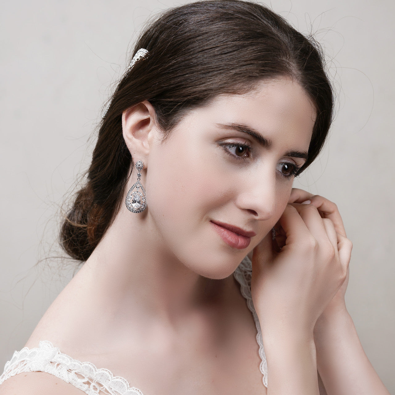 earrings_wedding_jewellery_statement_chunky_teardrop_large_bridal_jewellery_bridesmaid_jewellery_Madison