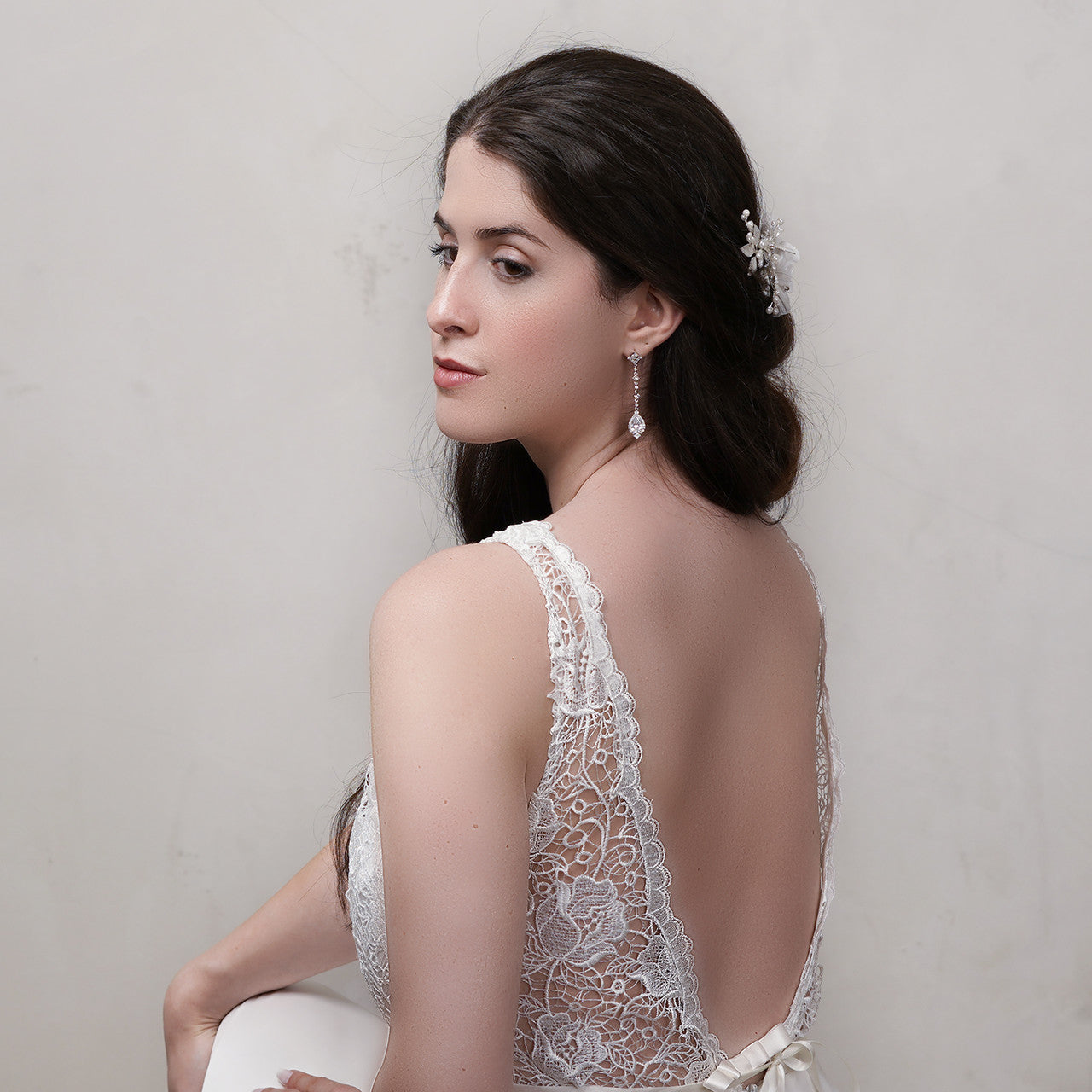 bridal_accessories_bridal_jewellery_bridesmaids_jewellery_earrings_long_drop_dangle_crystal_clear_teardrop
