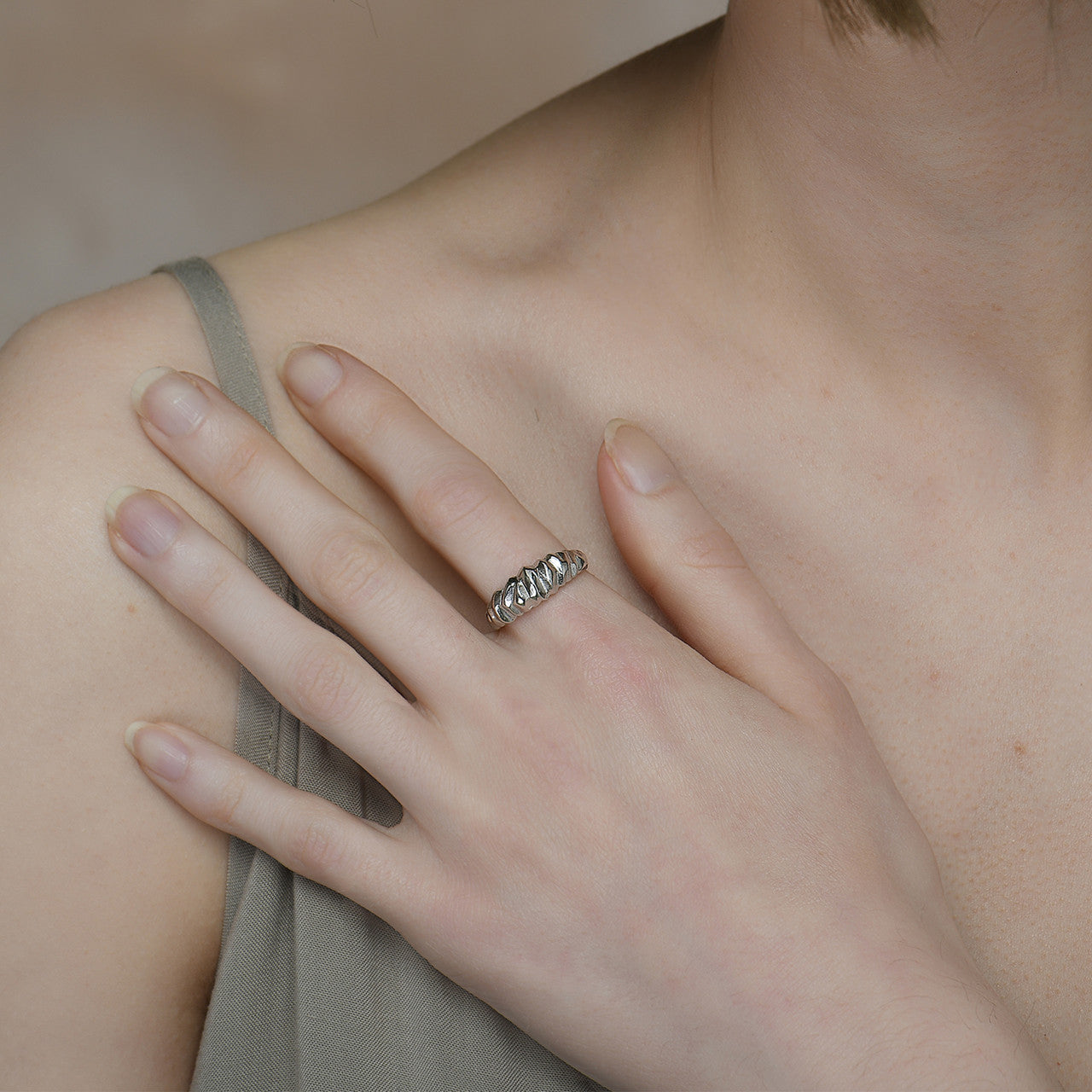 janus_sterling_silver_gold_plated_tikal_ring
