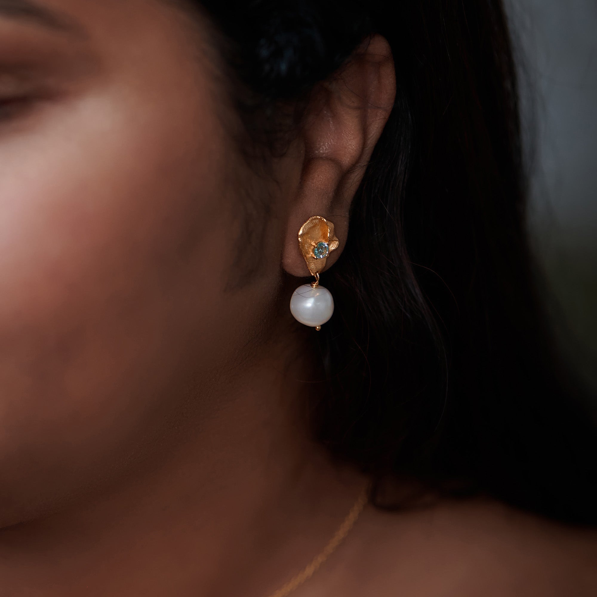 Toul Pearl Earrings