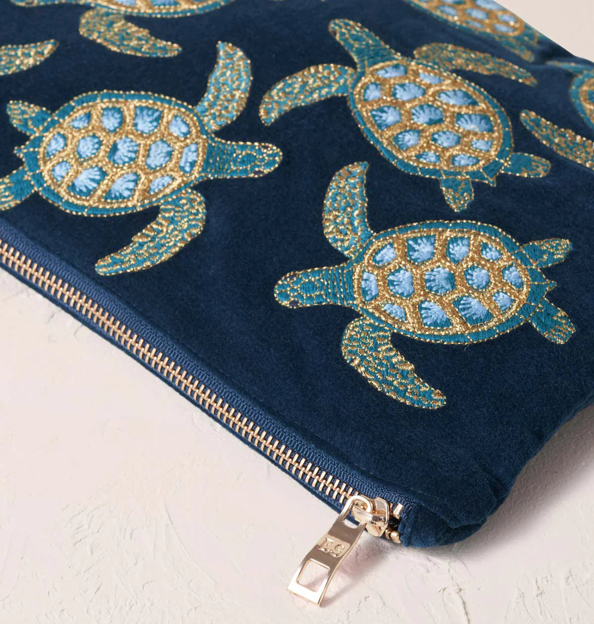 Turtle Conservation Everyday Pouch