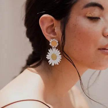 Large White Daisy Drop Earrings