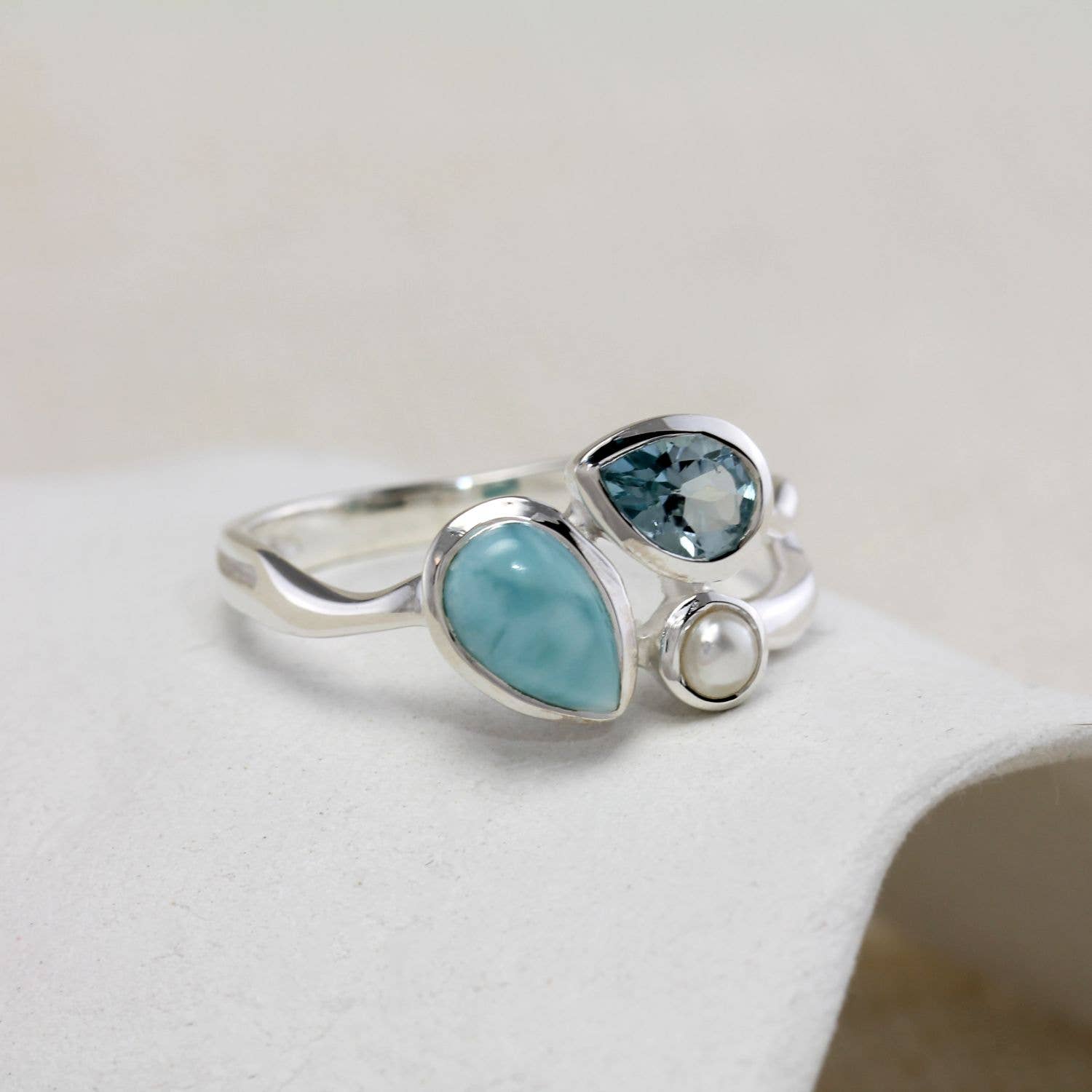 Larimar, Blue Topaz and Freshwater Pearl Trio Ring: Sterling silver / R