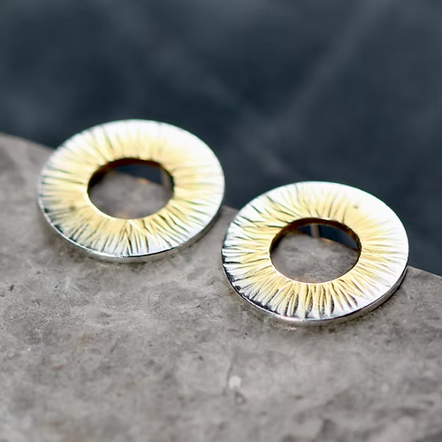 Fade Radiate Wide Washer Studs