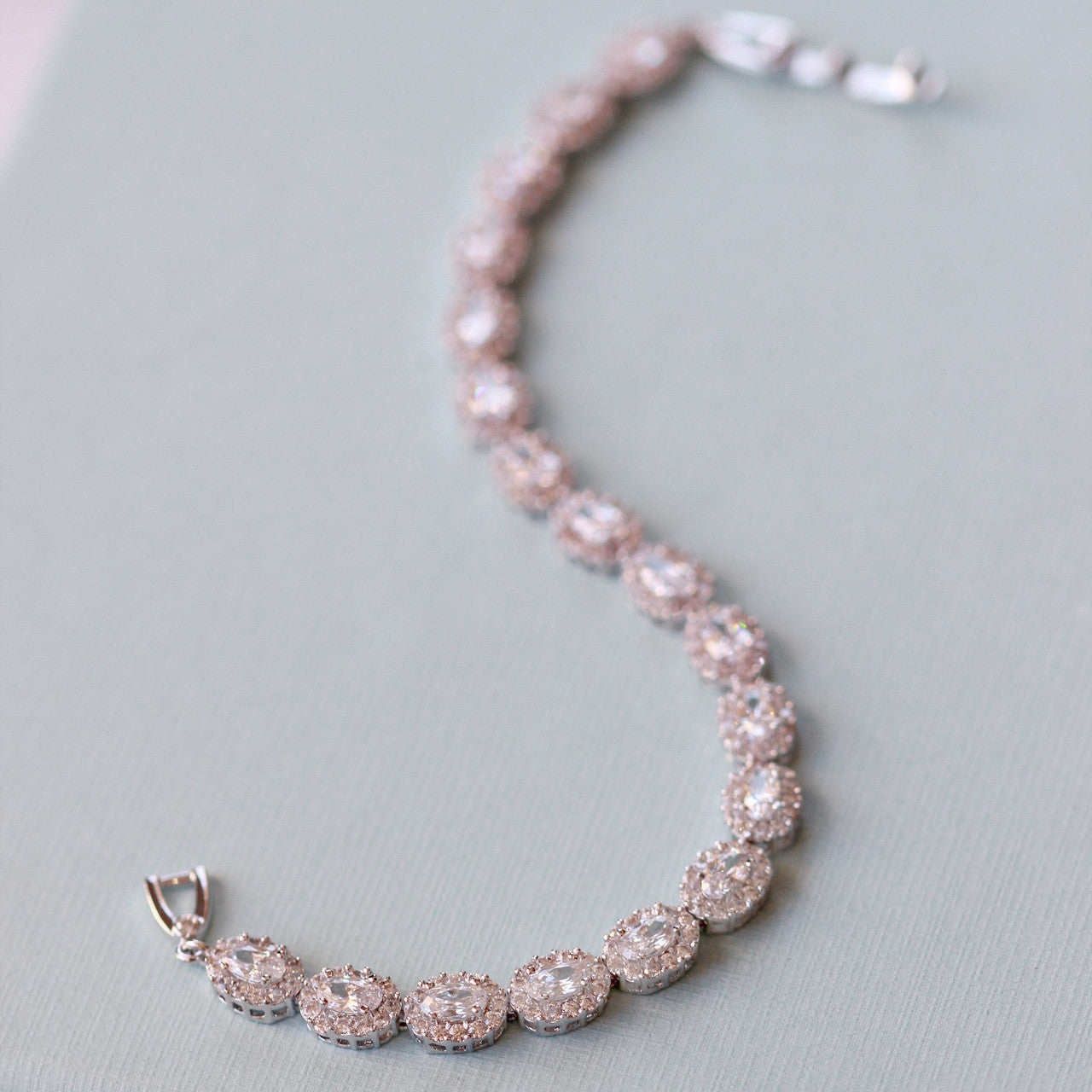 danty_damante_wedding_bride_delicate_bracelet_wedding_accessories_lily_luna_edinburgh