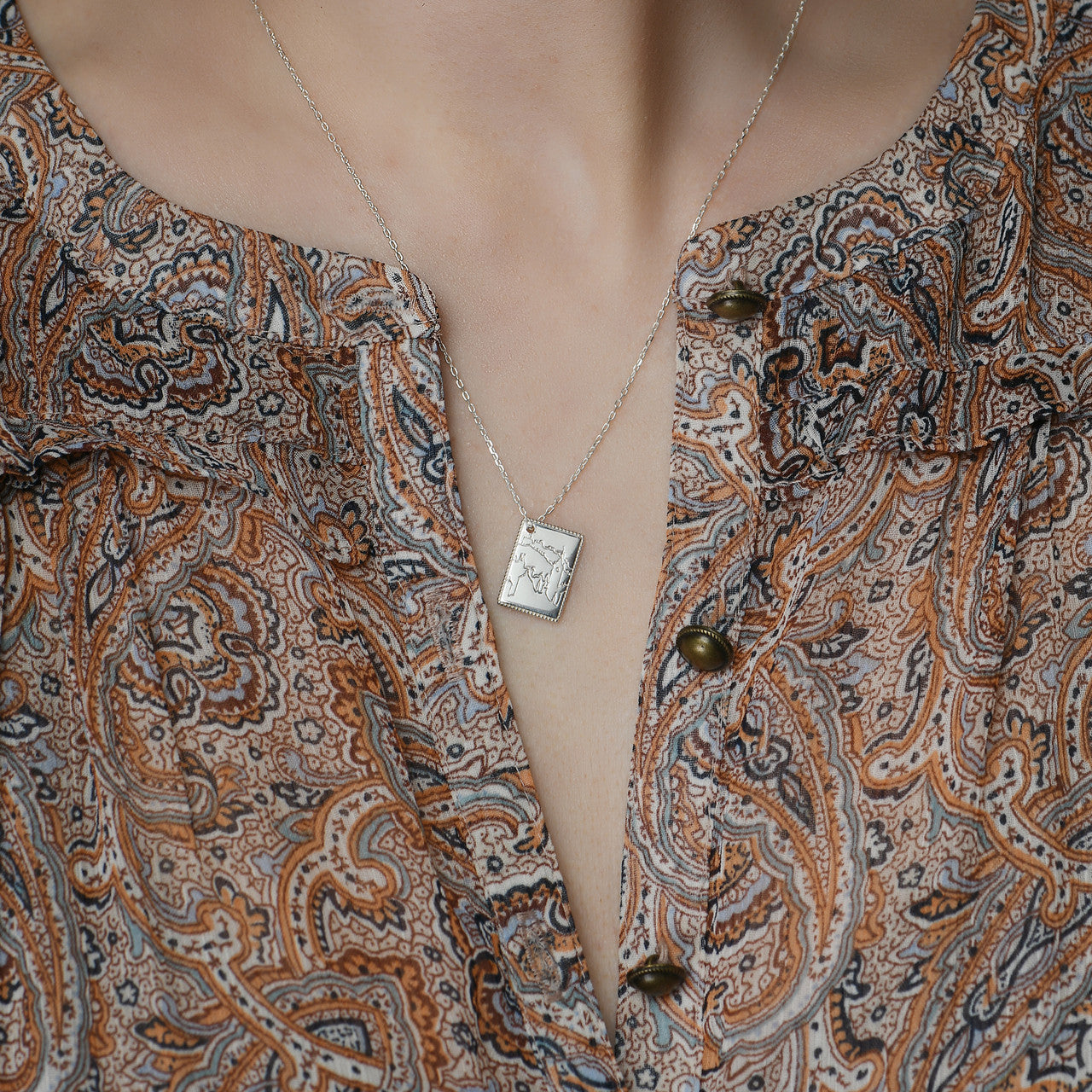 Love from Edinburgh postcard gold plated silver necklace landscape