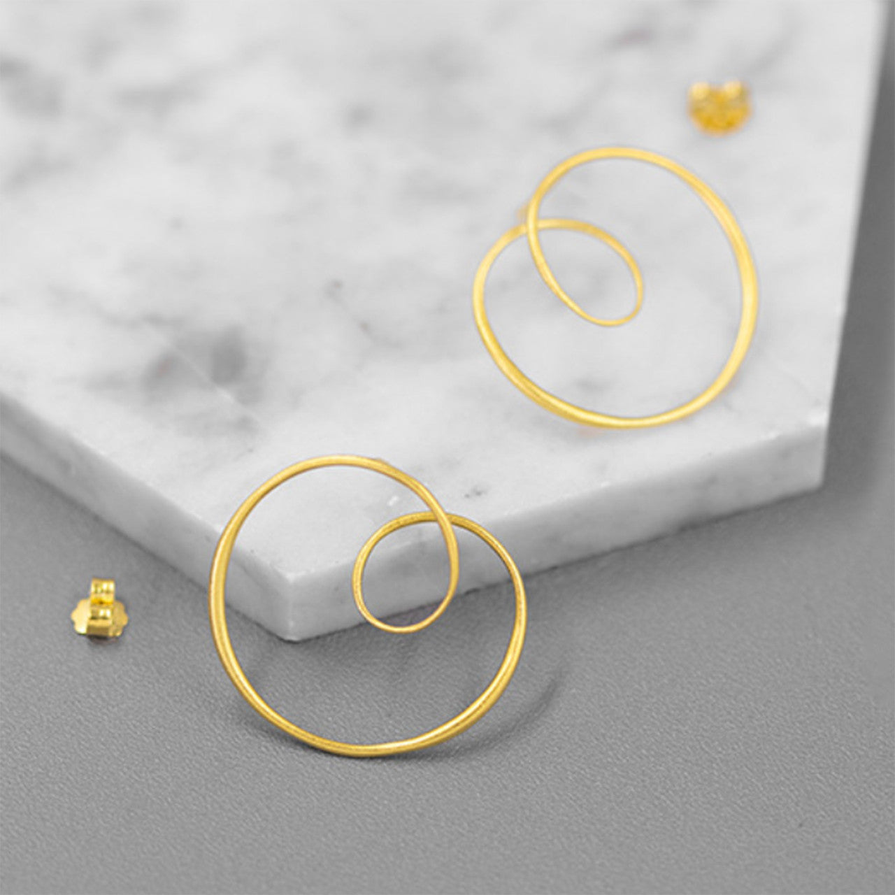 Sterling Silver Or Gold Plated Round Road Circle Earrings