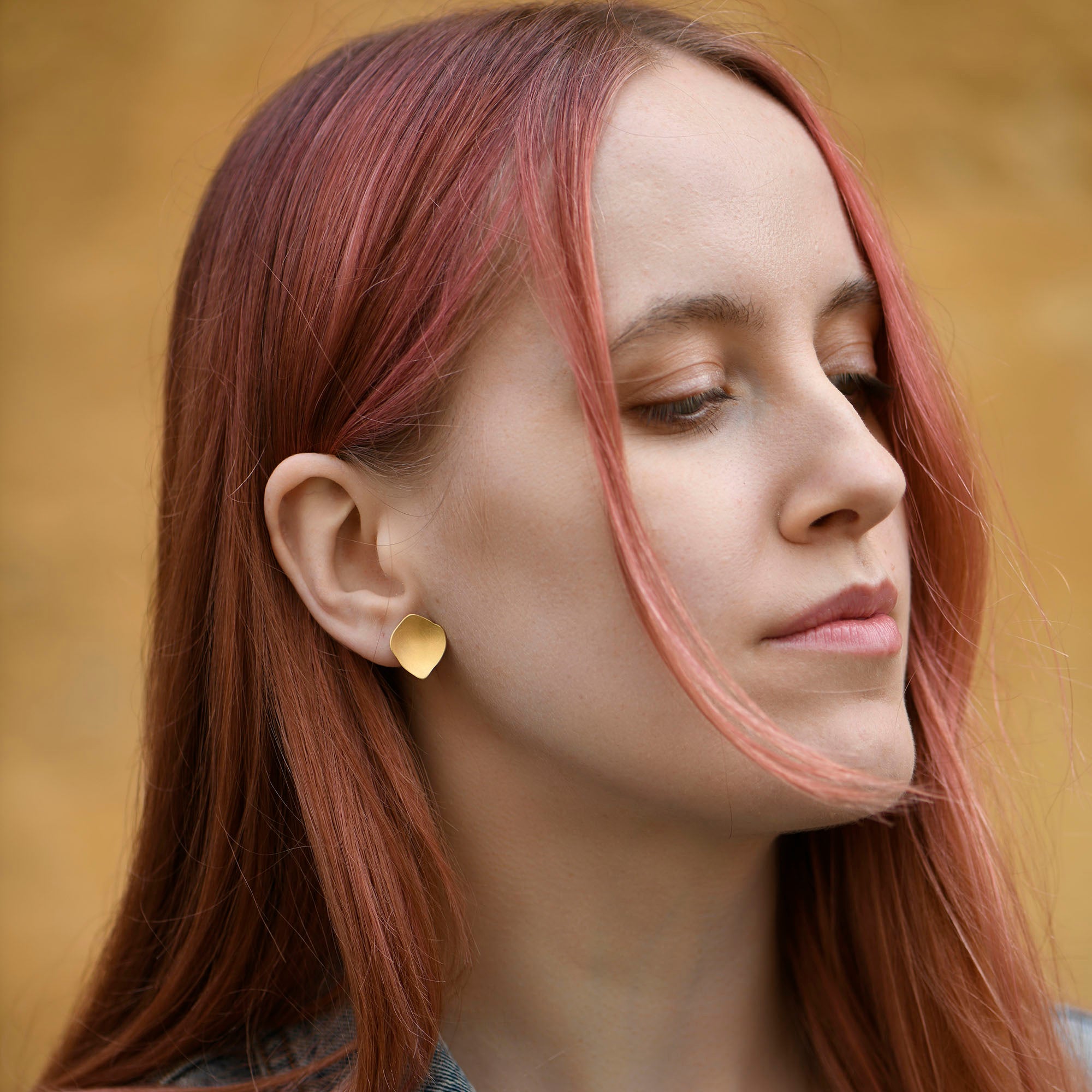 Gold Fragment Petal Stud Earrings