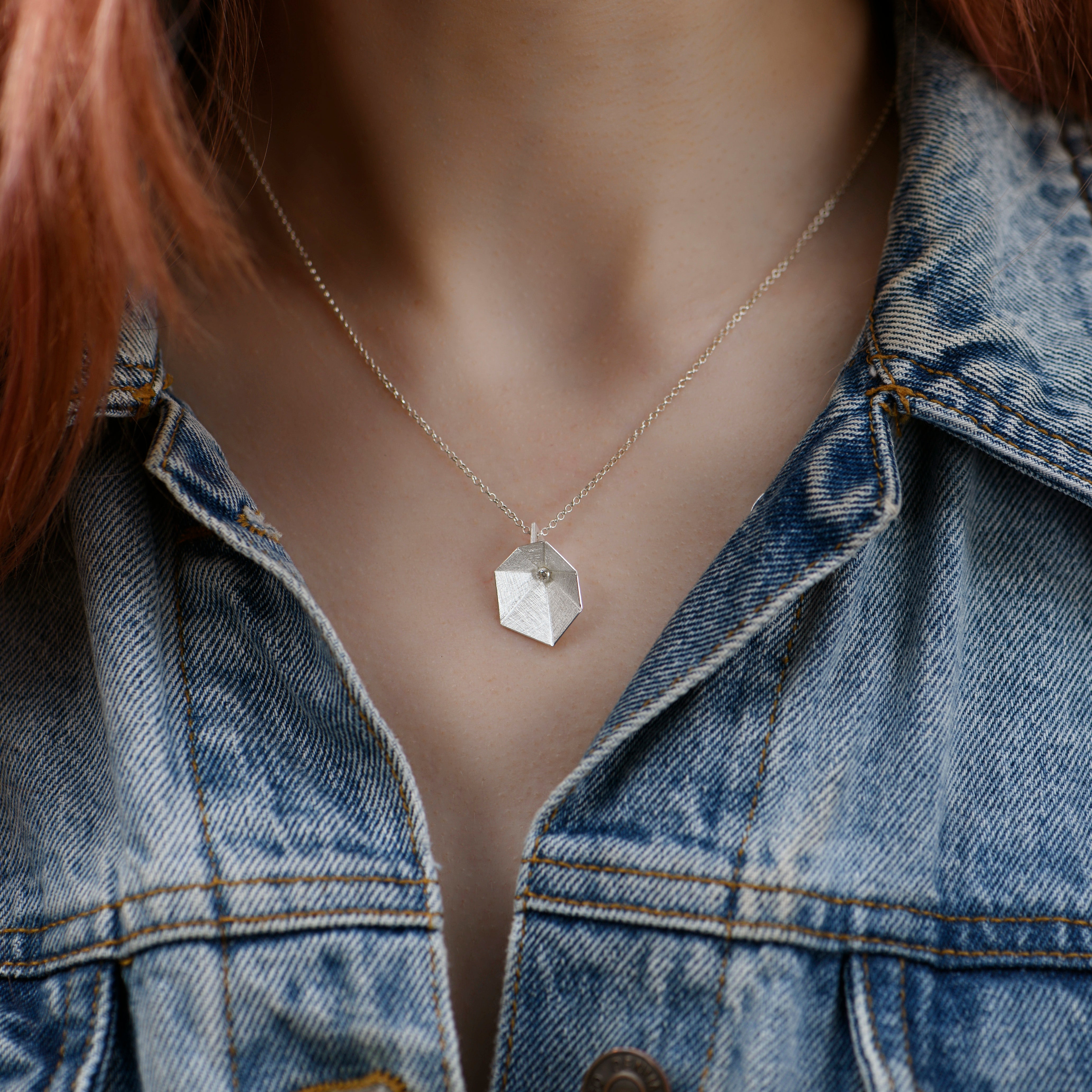 Geometric Open Flower Necklace