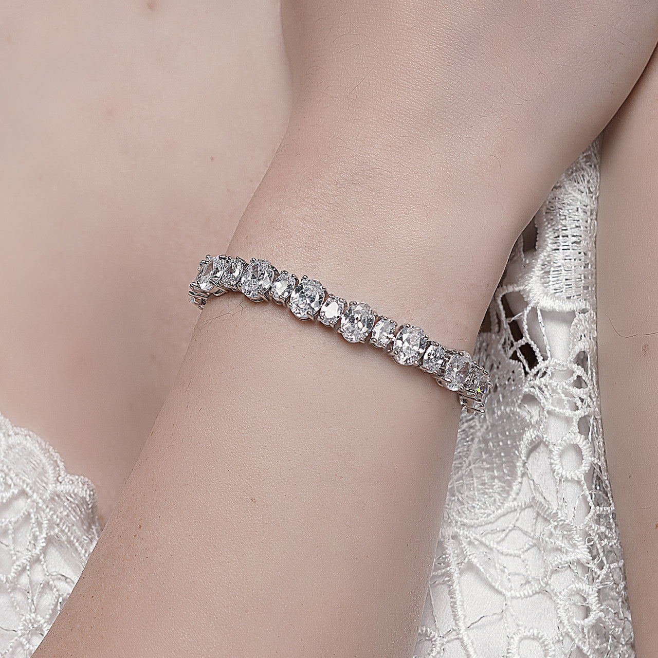 bridal_jewellery_bridesmaids_jewellery_bracelet_classic_oval_cut