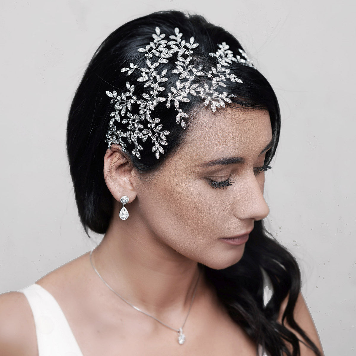 handmade_bridal_hair_accessories_statement_headpiece_floral_crown_wedding_accessories