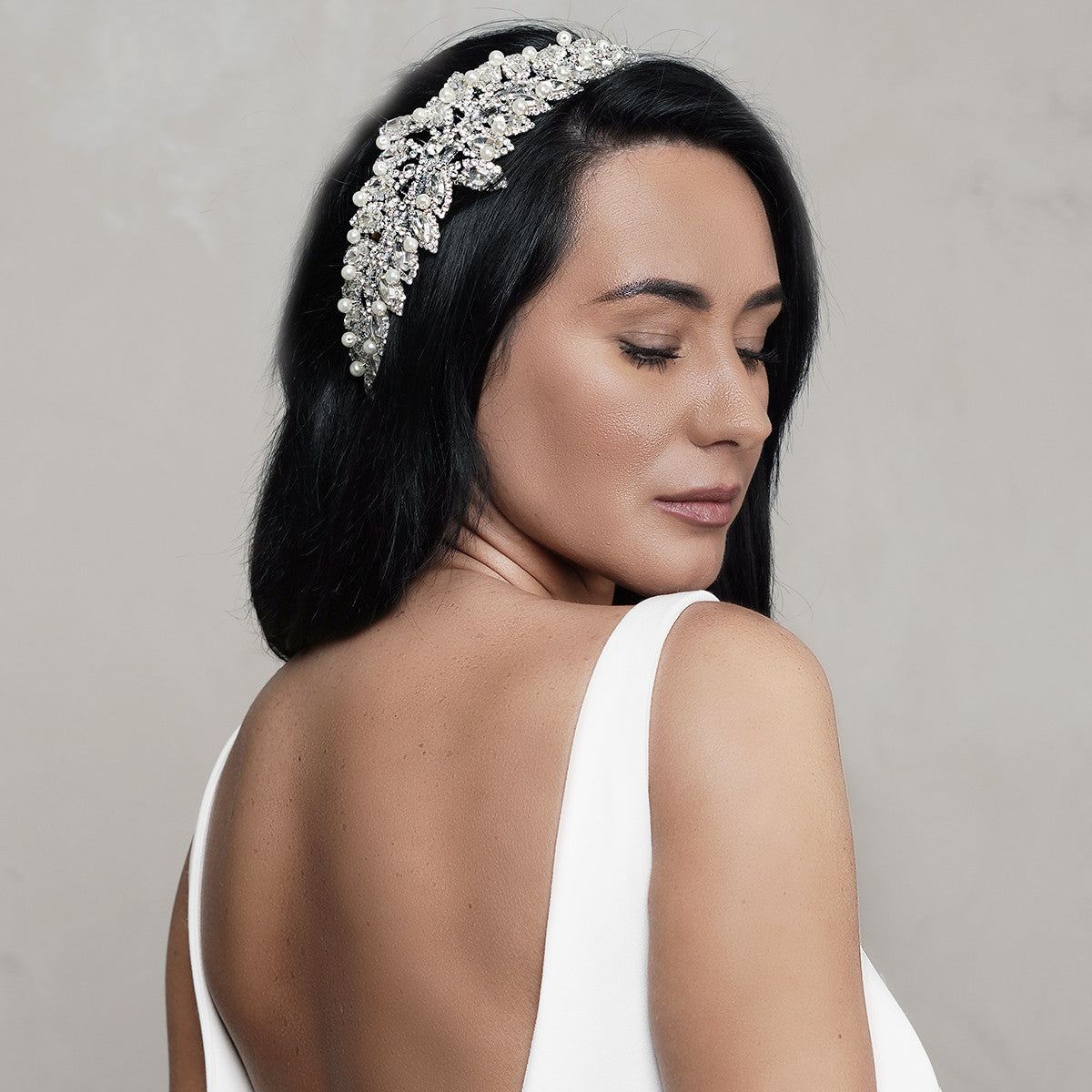 handmade_bridal_hair_accessories_statement_side_headpiece_Michelle_Corringham_Handmade_Tiara