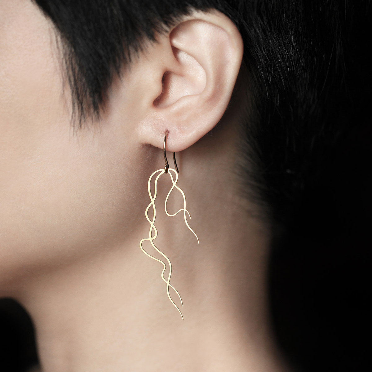 Moorigin Usneoides Drop Earrings Gold