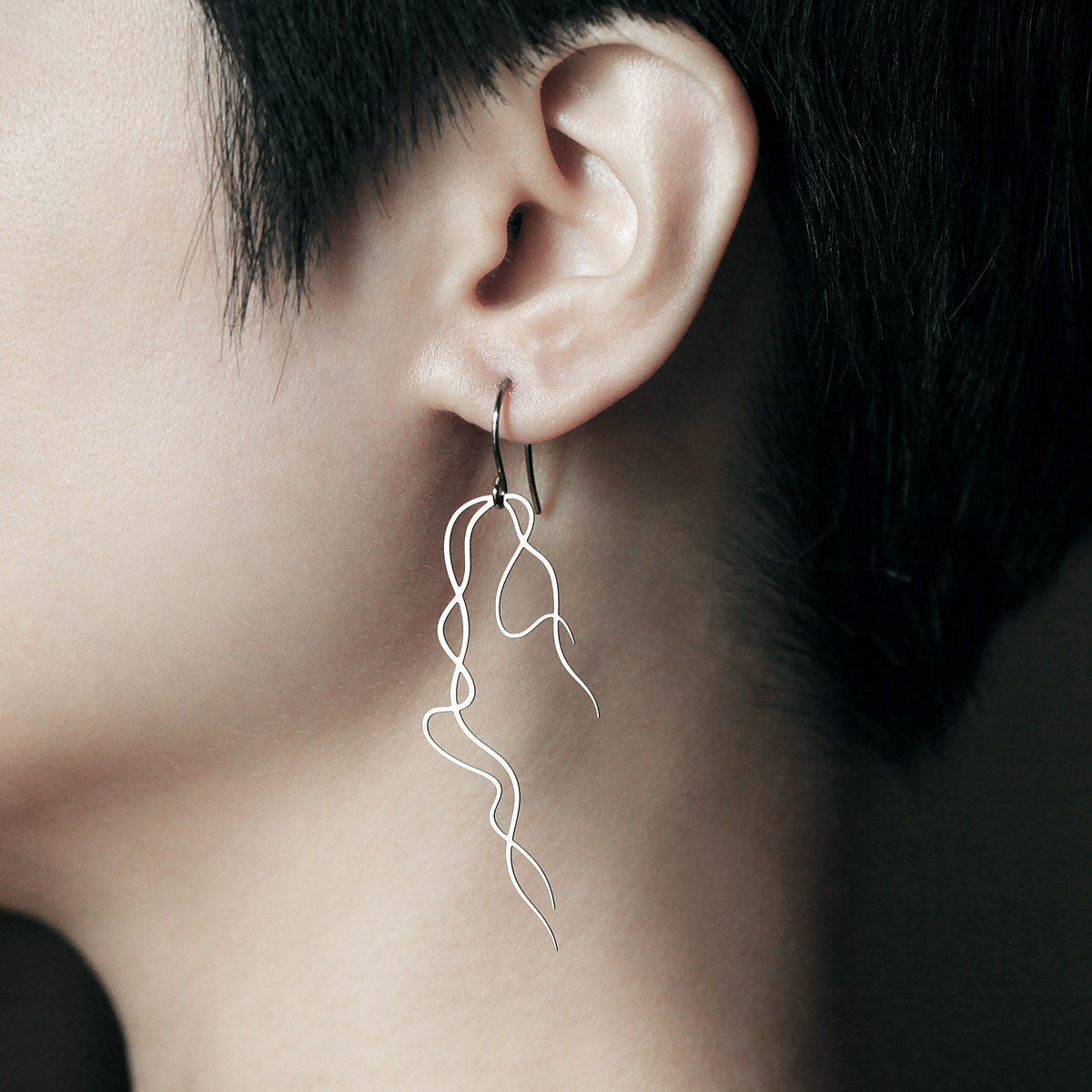 Moorigin Usneoides Drop Earrings Silver
