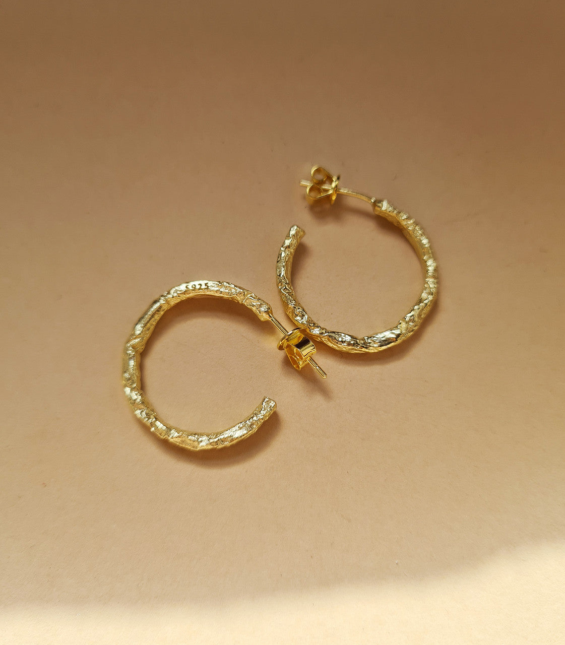 janus_edinburgh_organic_sterling_silver_gold_vermeil_rocky_hoop_aso_earrings