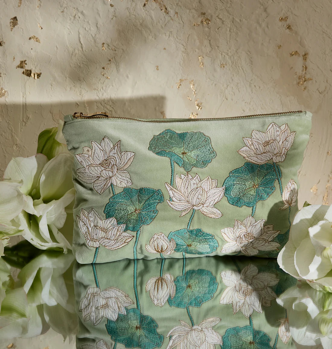 Elizabeth Scarlett Lotus Everyday Pouch