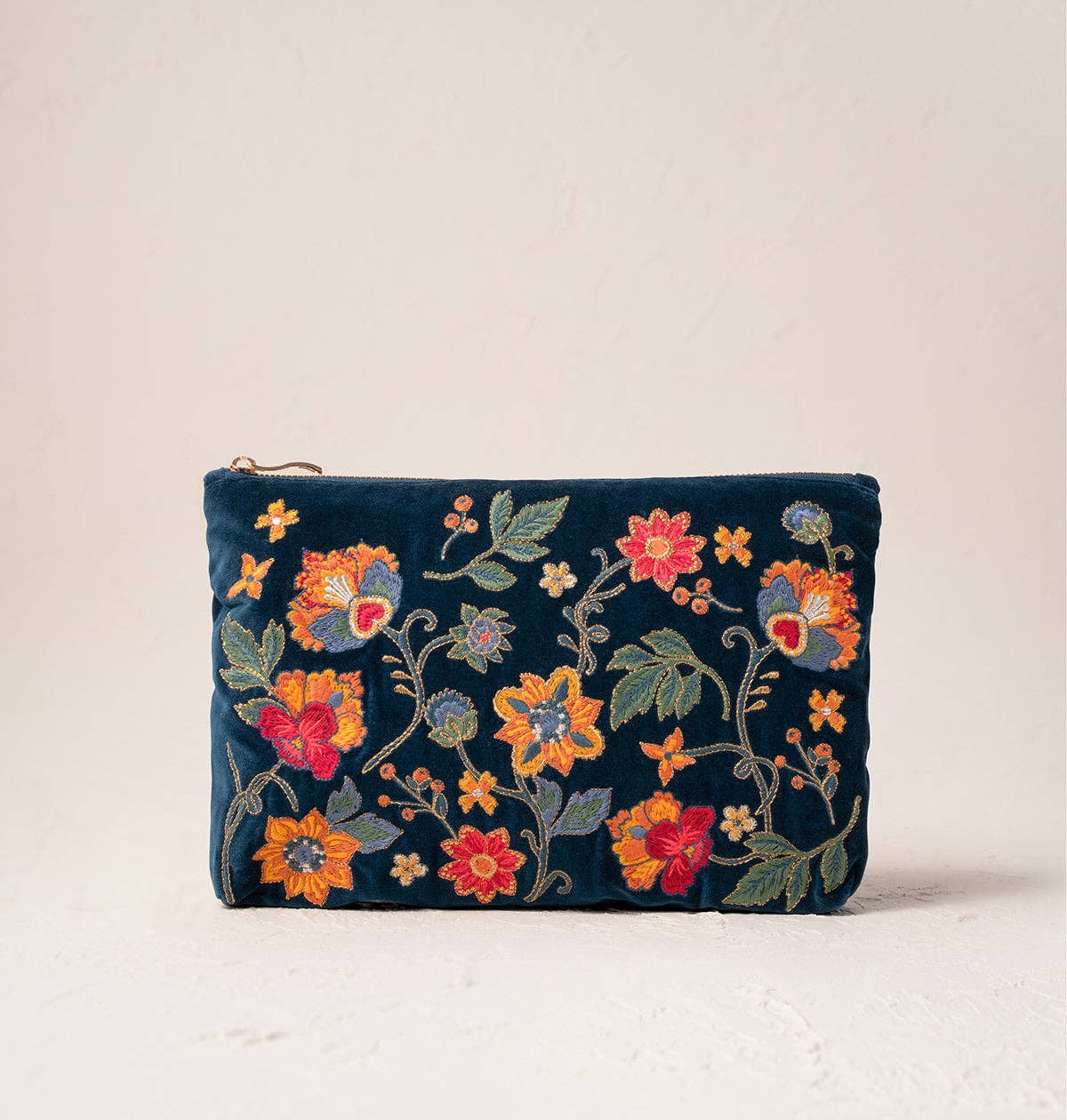 Elizabeth Scarlett Botanical Garden Everyday Pouch