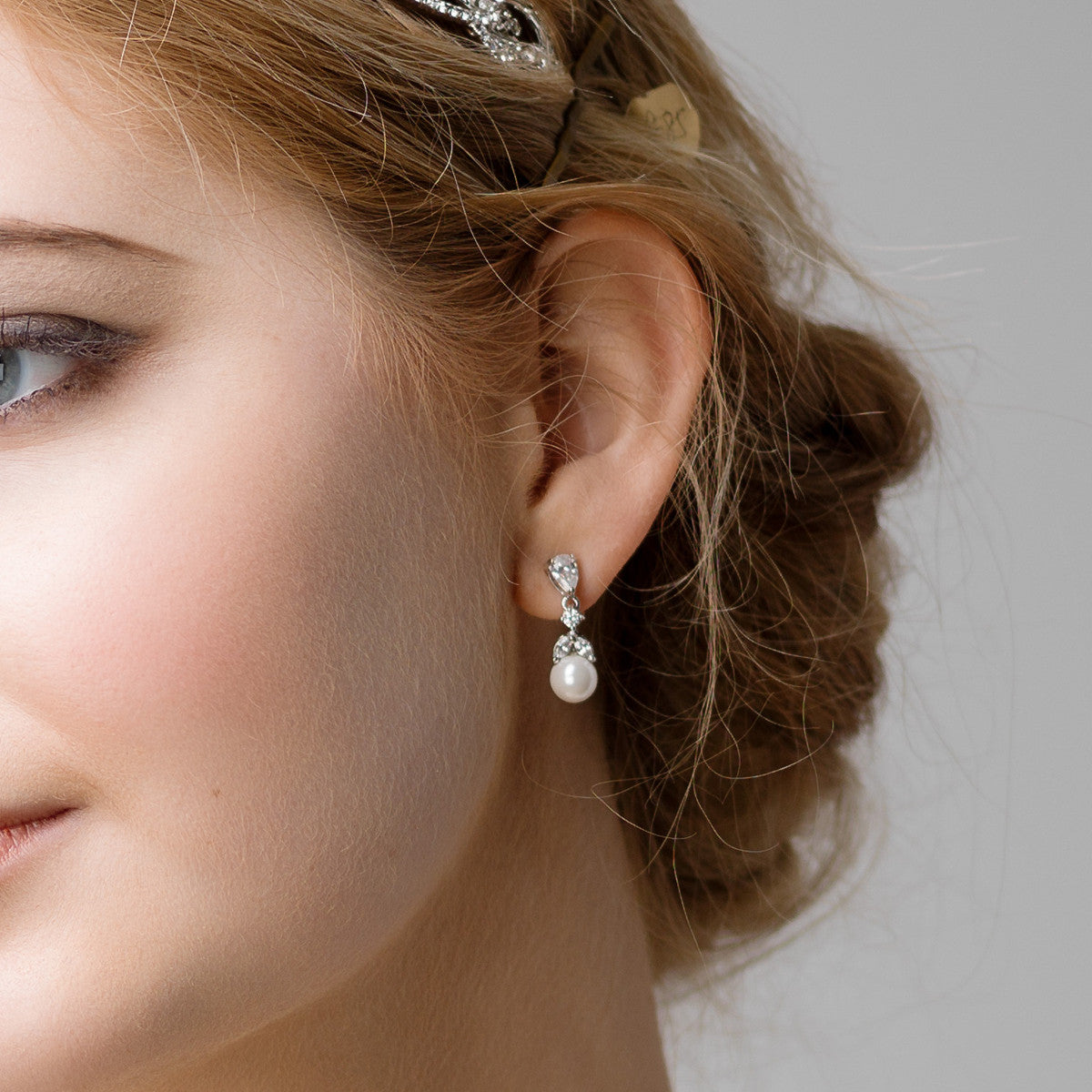 Moana_faux_pearl_earrings_chunky_elegant_classic_bridal_jewellery_bridesmaids_jewellery_wedding_accessories
