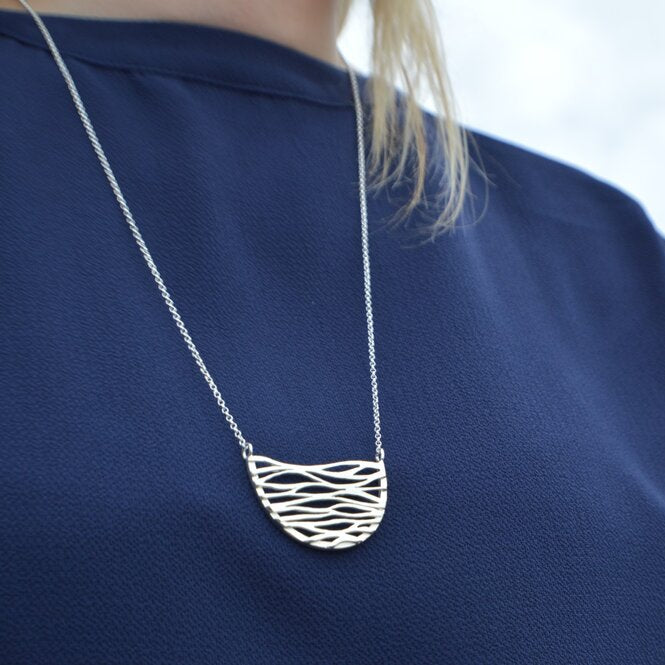 Drifting Pendant