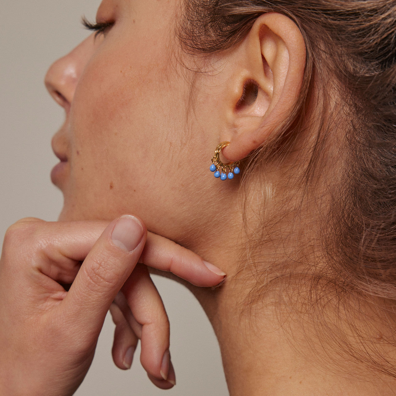 enamel_copenhagen_hoop_earrings_enamel_details_gold_plated_sterling_silver