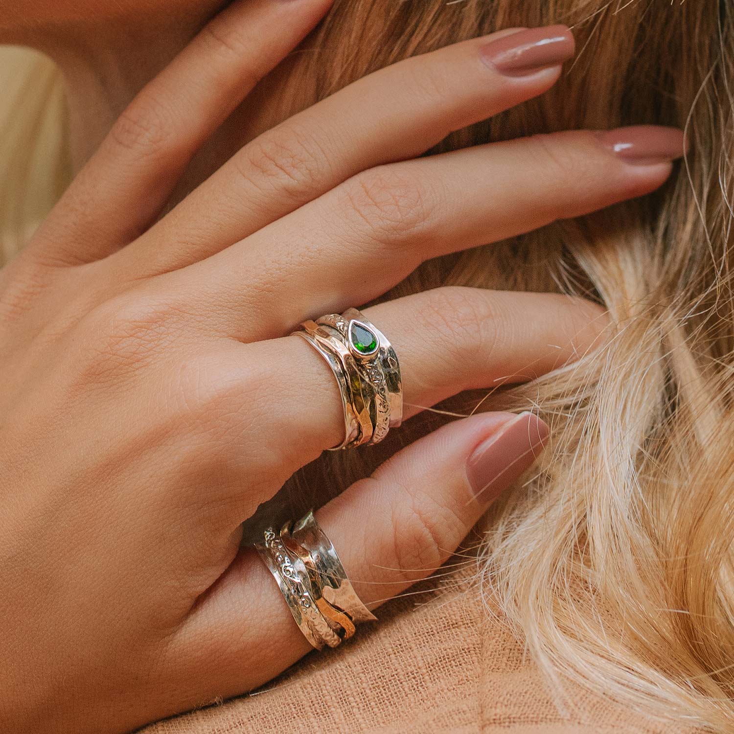 Aura Magic Spinning Ring - Chrome Diopside