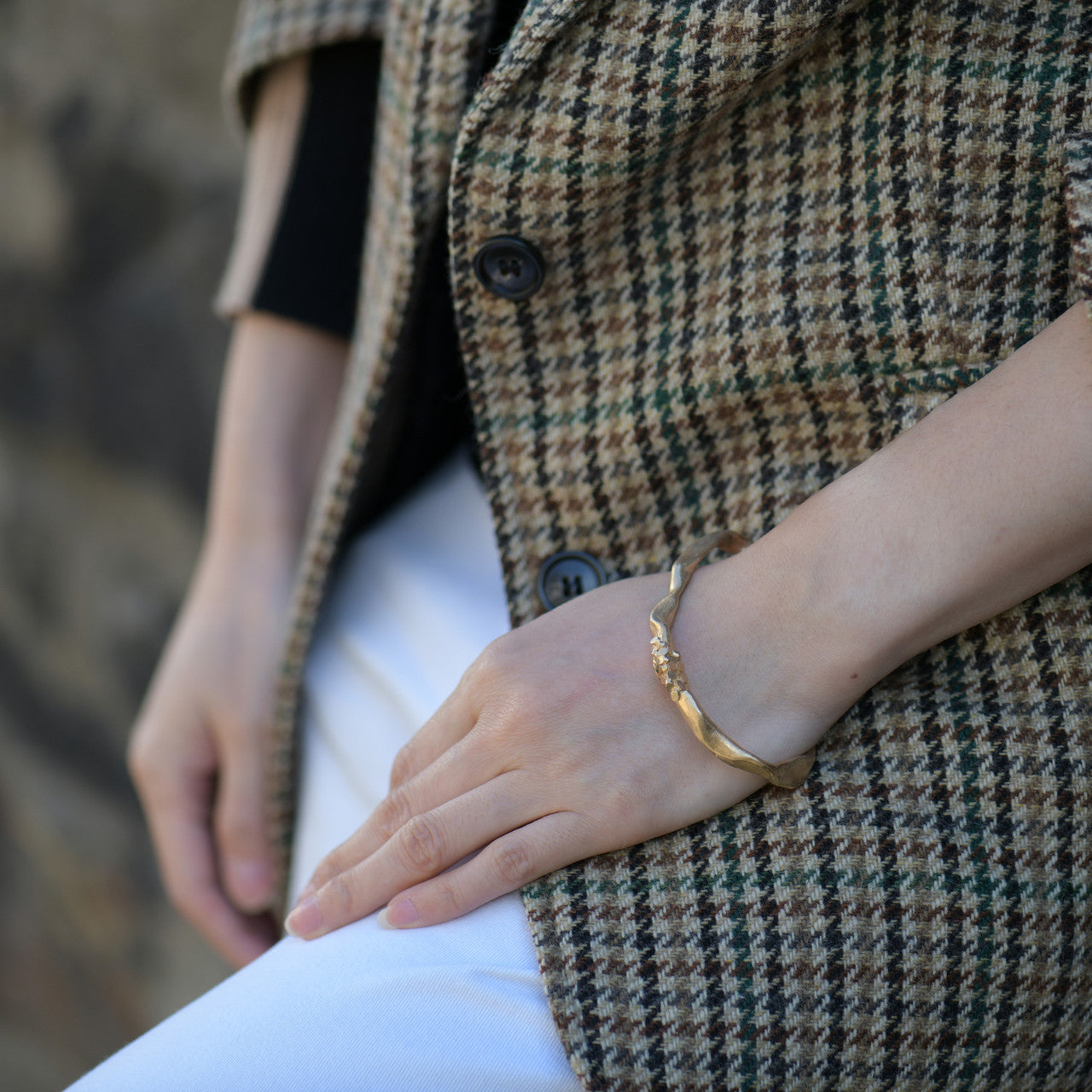 Jade_Mellor_handmade_jewellery_bracelet_bangle_bronze_organic_textured