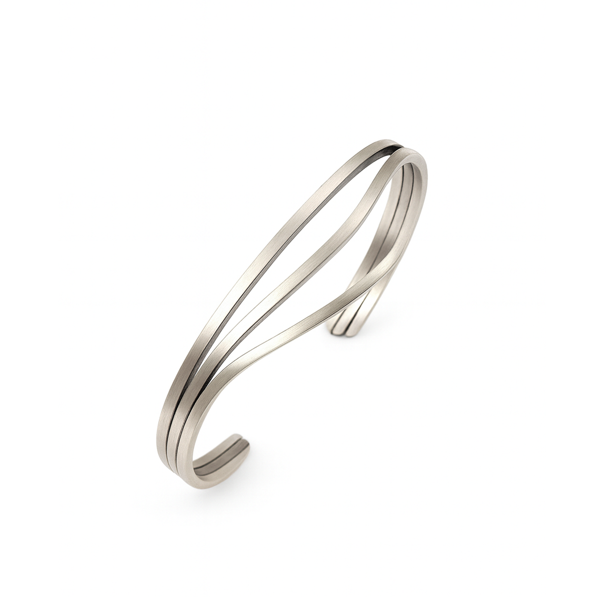 Sterling Silver Curved Line Bangle | Mar Cucurella | Lily Luna
