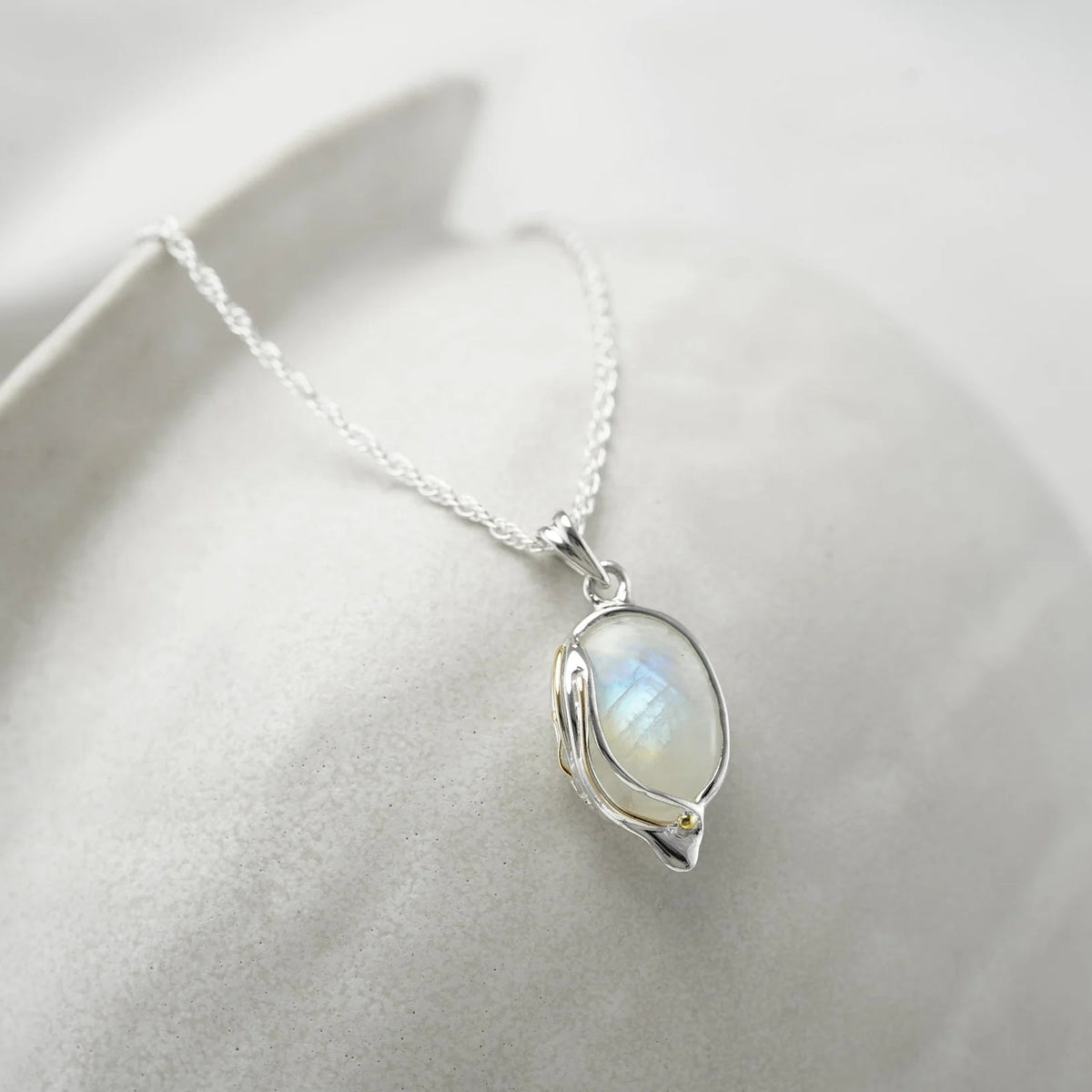 Fluid Silver Moonstone Pendant