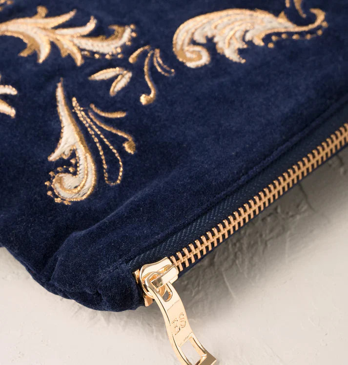 Elizabeth Scarlett Provençal Bee Everyday Pouch