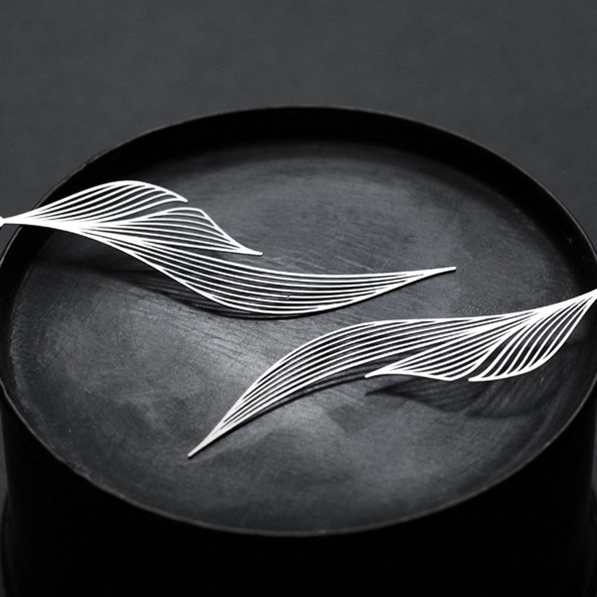 Moorigin Ripple Drop Earrings Silver