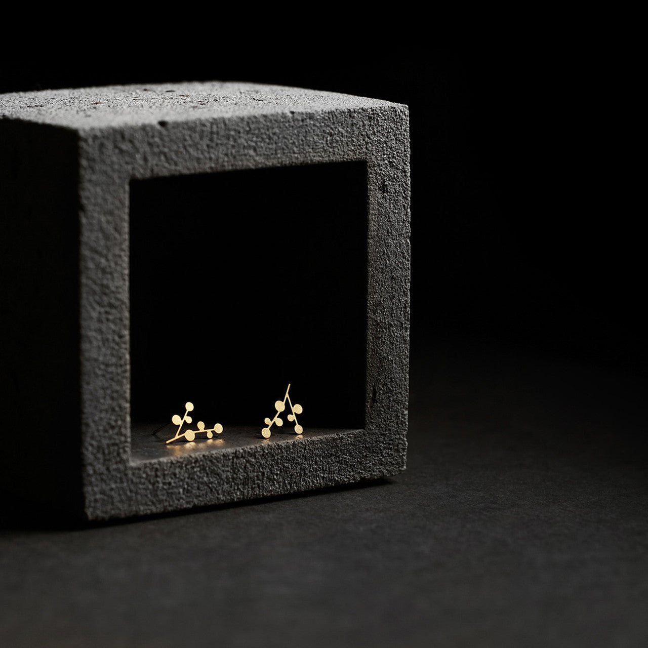 Moorigin Snow Day Earrings Gold