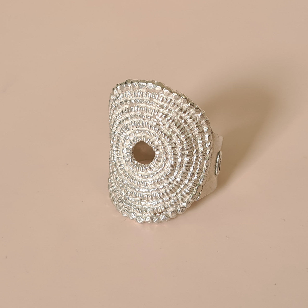 Ana_Rubiato_handmade_jewellery_ring_sterling_silver_adjustable_band_Portugal_textured