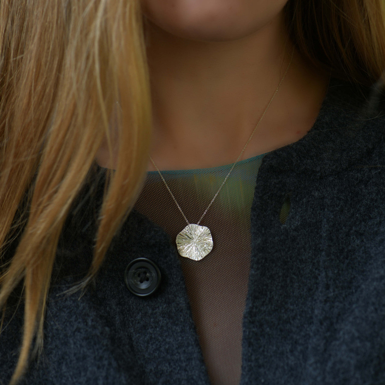 Tina_Kotsoni_handmade_jewellery_necklace_pendant_sterling_silver_disc_textured_shiny_Greece