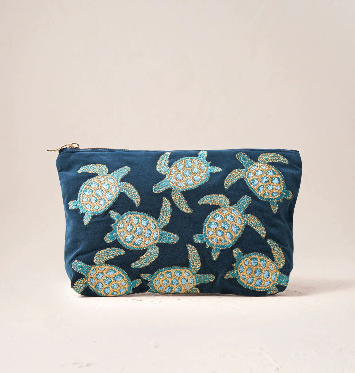 Turtle Conservation Everyday Pouch