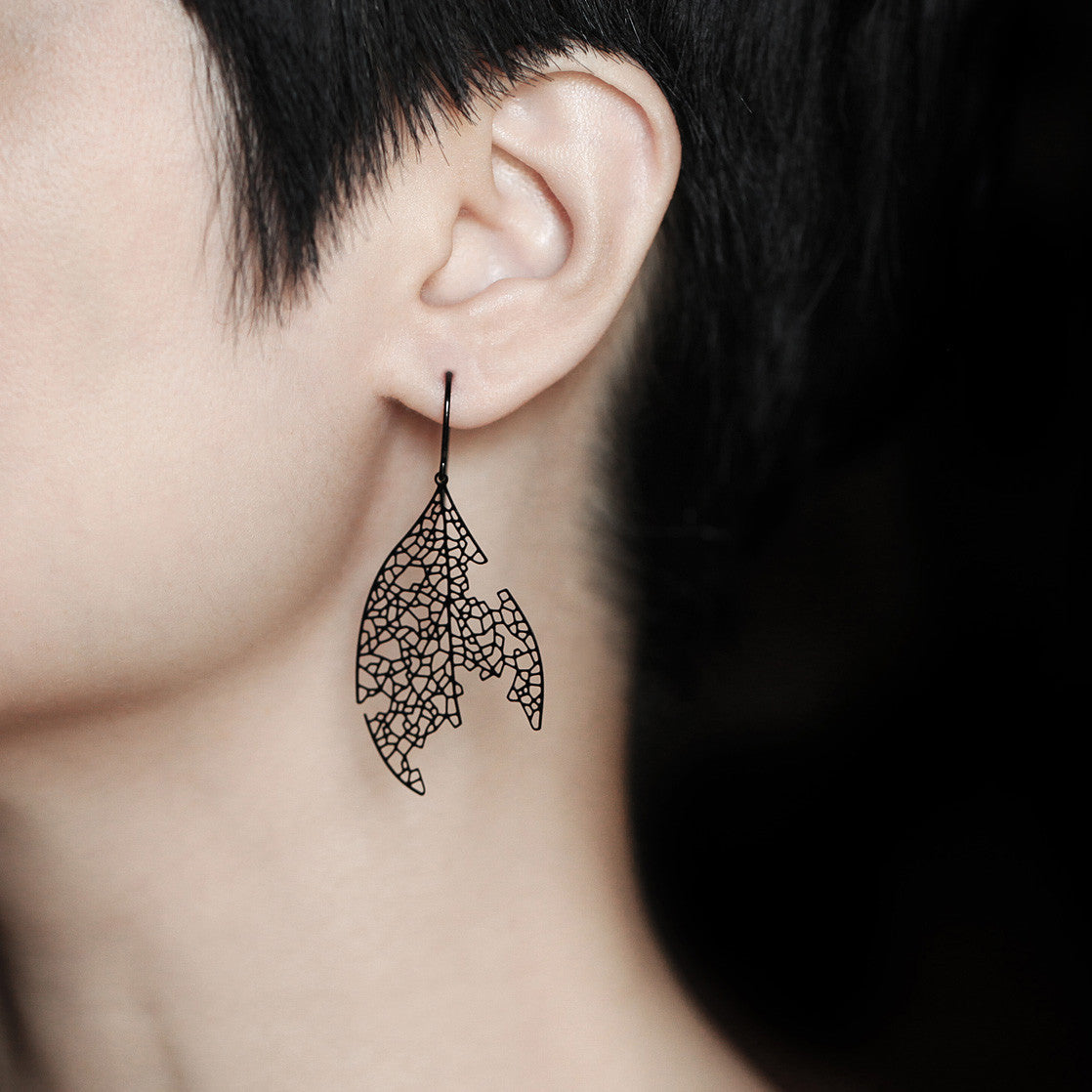 Moorigin White Ash Earrings Black