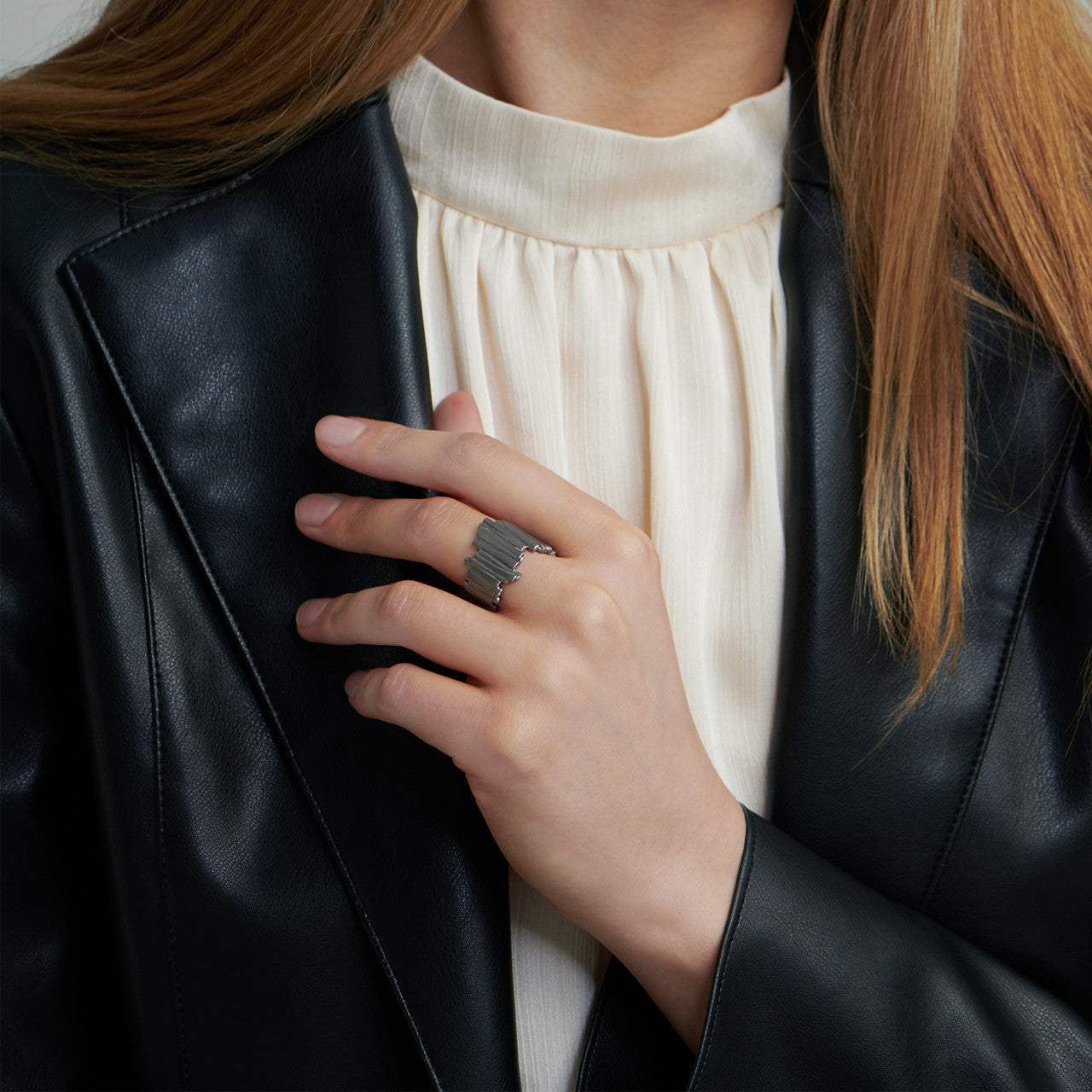 Lindenau oxidised sterling silver irregular geometric ring