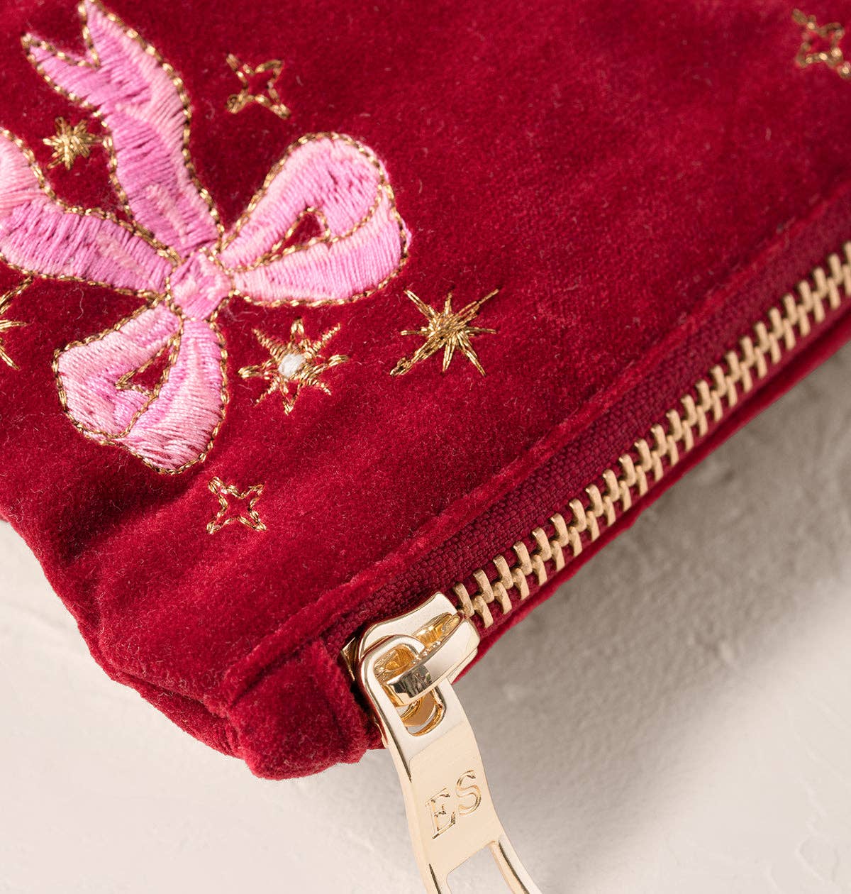 Elizabeth Scarlett Dazzling Bows Everyday Pouch