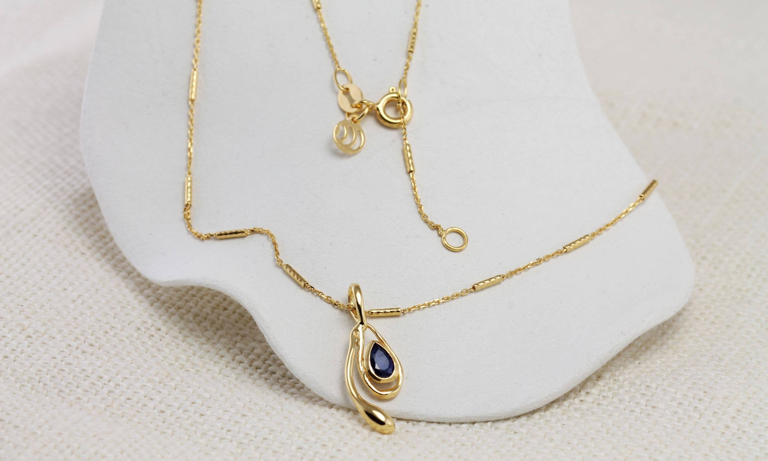 Blue Sapphire Dainty Gold Pendant
