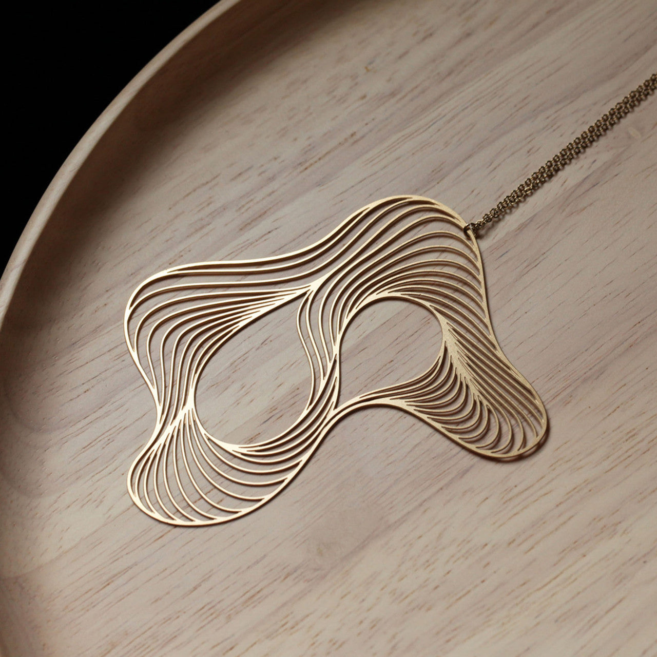 Moorigin_jewellery_necklace_pendant_new_soft_geometric_large_gold_PVD_plating_made_in_Taiwan_stainless_steel