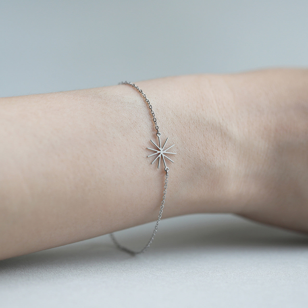Moorigin_jewellery_bracelet_stainless_steel_paper_reed_star_delicate_lightweight_jewellery_Taiwan