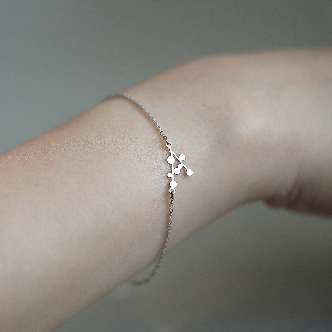 Moorigin_laser_cut_jewellery_silver_plating_lightweight_accessories_taiwan_stainless_steel_bracelet_delicate_snow_days