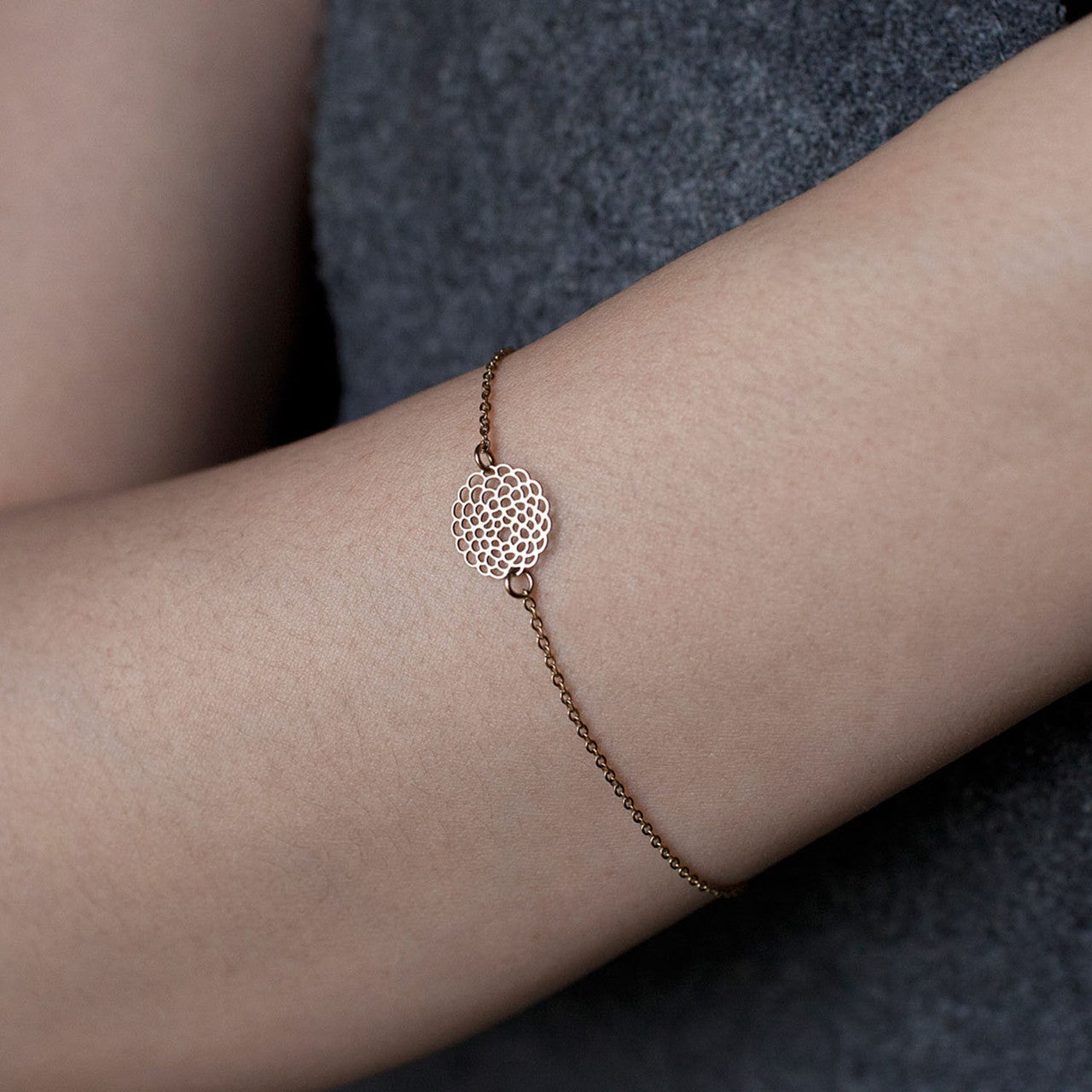 Moorigin_jewellery_gold_plating_PVD_plating_stainless_steel_Dahlia_bracelet_bangle_delicate_jewellery